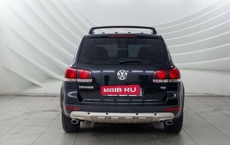 Volkswagen Touareg III, 2005 год, 1 198 000 рублей, 6 фотография
