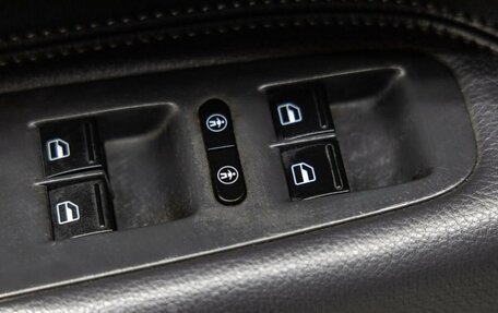 Volkswagen Touareg III, 2005 год, 1 198 000 рублей, 17 фотография