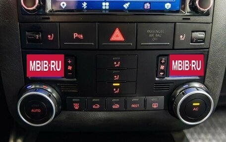 Volkswagen Touareg III, 2005 год, 1 198 000 рублей, 26 фотография