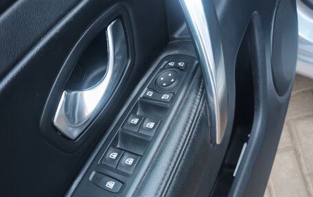 Renault Latitude I, 2010 год, 950 000 рублей, 9 фотография