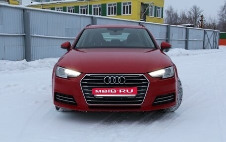 Audi A4, 2017 год, 1 890 000 рублей, 3 фотография