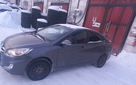 Hyundai Solaris II рестайлинг, 2012 год, 500 000 рублей, 2 фотография