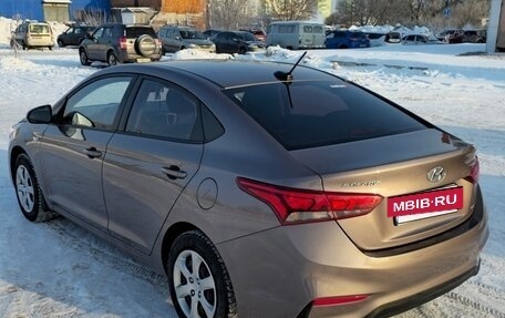 Hyundai Solaris II рестайлинг, 2019 год, 1 580 000 рублей, 8 фотография