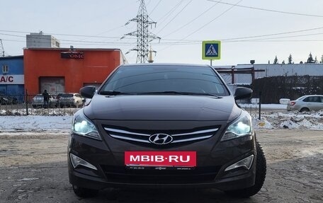 Hyundai Solaris II рестайлинг, 2015 год, 1 200 000 рублей, 4 фотография
