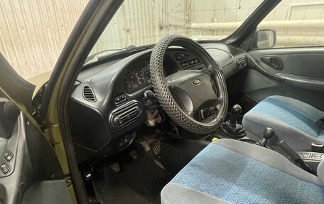 Chevrolet Niva I рестайлинг, 2004 год, 390 000 рублей, 11 фотография