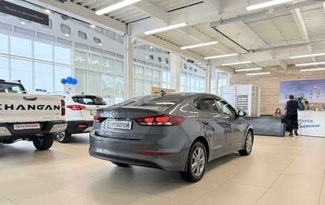 Hyundai Elantra VI рестайлинг, 2017 год, 1 599 000 рублей, 6 фотография