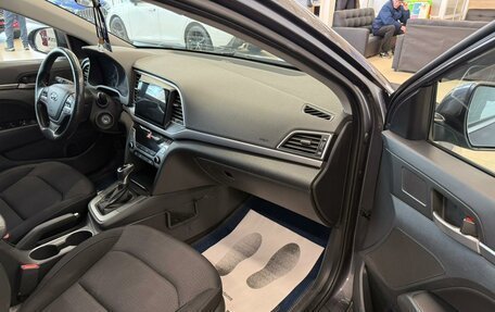 Hyundai Elantra VI рестайлинг, 2017 год, 1 599 000 рублей, 12 фотография