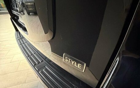 Toyota Land Cruiser Prado 150 рестайлинг 2, 2016 год, 3 690 000 рублей, 10 фотография