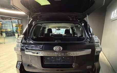 Toyota Land Cruiser Prado 150 рестайлинг 2, 2016 год, 3 690 000 рублей, 7 фотография