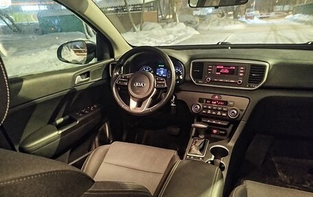 KIA Sportage IV рестайлинг, 2020 год, 2 155 000 рублей, 9 фотография