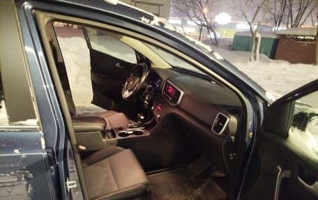 KIA Sportage IV рестайлинг, 2020 год, 2 155 000 рублей, 12 фотография