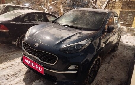 KIA Sportage IV рестайлинг, 2020 год, 2 155 000 рублей, 2 фотография