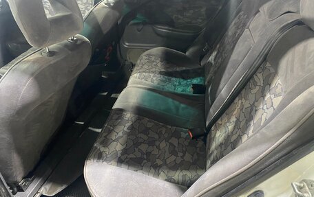 Toyota Avensis III рестайлинг, 1998 год, 395 000 рублей, 7 фотография