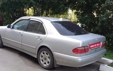 Mercedes-Benz E-Класс, 2001 год, 650 000 рублей, 16 фотография