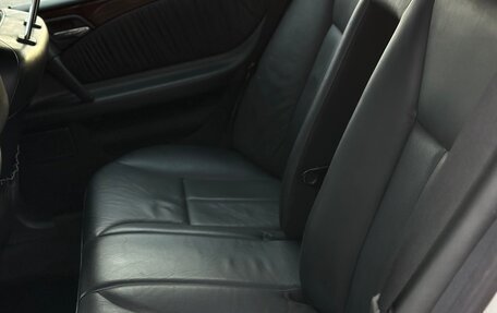 Mercedes-Benz E-Класс, 1998 год, 1 650 000 рублей, 20 фотография