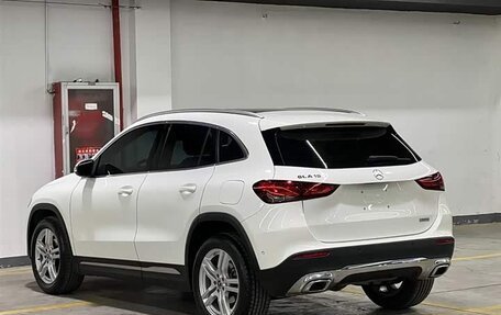 Mercedes-Benz GLA, 2022 год, 1 946 004 рублей, 4 фотография