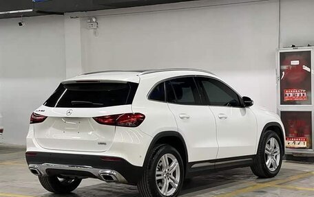 Mercedes-Benz GLA, 2022 год, 1 946 004 рублей, 5 фотография