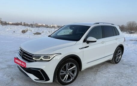 Volkswagen Tiguan II, 2021 год, 4 200 000 рублей, 9 фотография