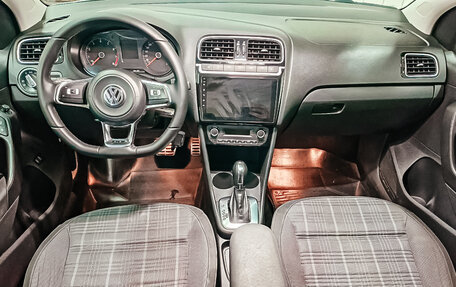 Volkswagen Polo VI (EU Market), 2017 год, 1 289 457 рублей, 16 фотография