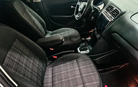 Volkswagen Polo VI (EU Market), 2017 год, 1 289 457 рублей, 14 фотография