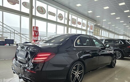 Mercedes-Benz E-Класс, 2018 год, 3 249 000 рублей, 9 фотография