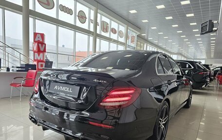 Mercedes-Benz E-Класс, 2018 год, 3 249 000 рублей, 8 фотография