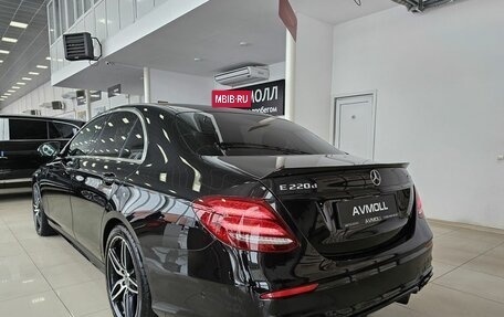 Mercedes-Benz E-Класс, 2018 год, 3 249 000 рублей, 7 фотография