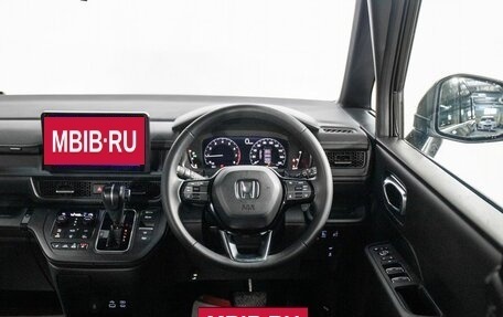 Honda Stepwgn, 2023 год, 3 350 000 рублей, 10 фотография