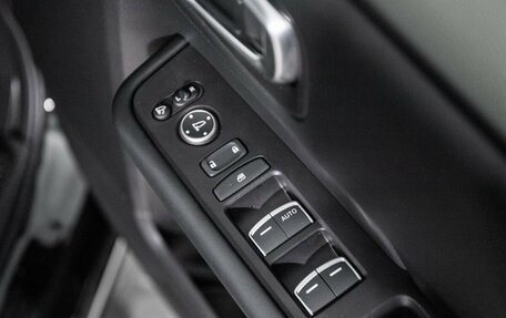 Honda Stepwgn, 2023 год, 3 350 000 рублей, 18 фотография