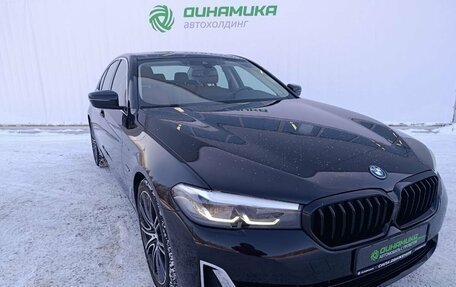 BMW 5 серия, 2023 год, 5 600 000 рублей, 3 фотография