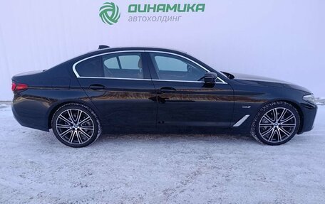 BMW 5 серия, 2023 год, 5 600 000 рублей, 4 фотография