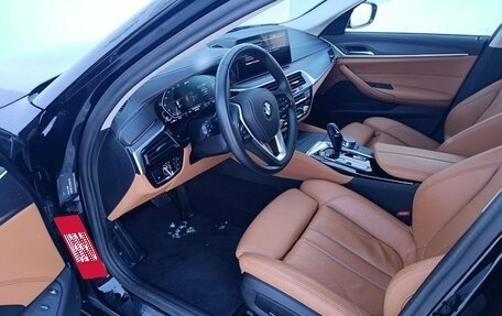 BMW 5 серия, 2023 год, 5 600 000 рублей, 11 фотография