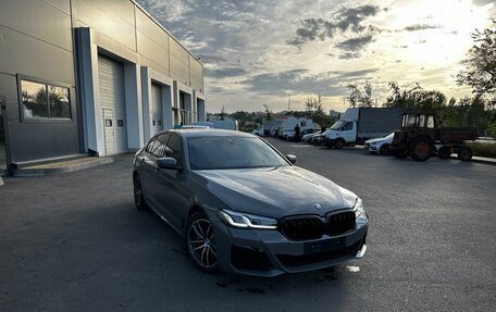 BMW 5 серия, 2020 год, 4 900 000 рублей, 1 фотография