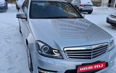 Mercedes-Benz C-Класс, 2011 год, 1 650 000 рублей, 1 фотография