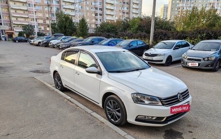 Volkswagen Passat B7, 2011 год, 899 000 рублей, 2 фотография