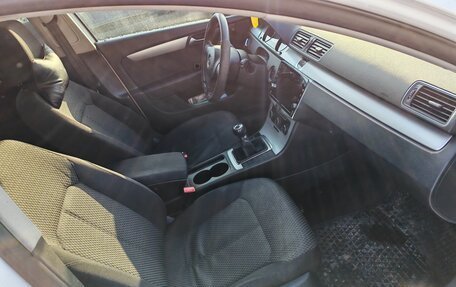 Volkswagen Passat B7, 2011 год, 899 000 рублей, 17 фотография