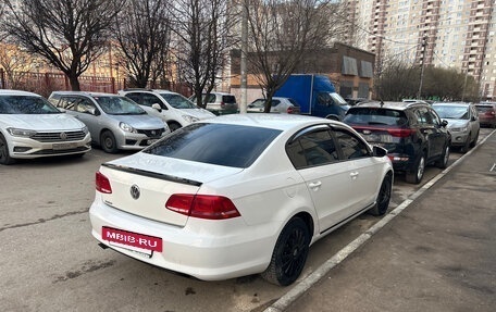 Volkswagen Passat B7, 2011 год, 899 000 рублей, 14 фотография