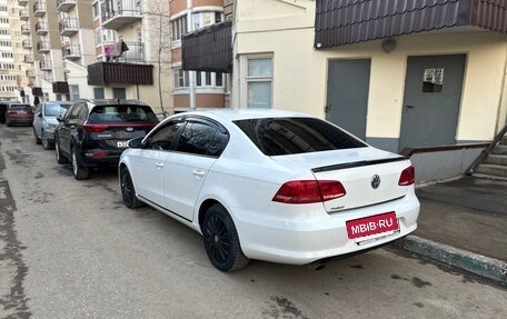 Volkswagen Passat B7, 2011 год, 899 000 рублей, 13 фотография