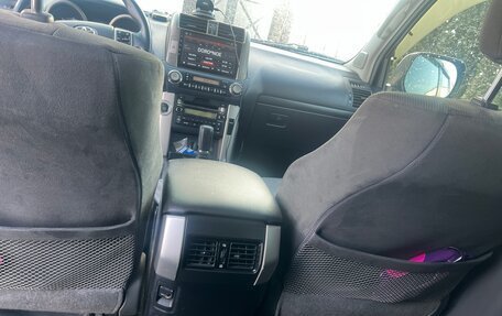 Toyota Land Cruiser Prado 150 рестайлинг 2, 2012 год, 2 700 000 рублей, 6 фотография