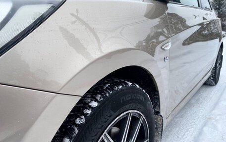 Hyundai Solaris II рестайлинг, 2011 год, 850 000 рублей, 6 фотография