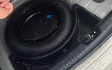 Hyundai Solaris II рестайлинг, 2011 год, 850 000 рублей, 16 фотография