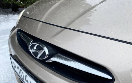 Hyundai Solaris II рестайлинг, 2011 год, 850 000 рублей, 15 фотография