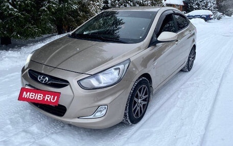 Hyundai Solaris II рестайлинг, 2011 год, 850 000 рублей, 9 фотография