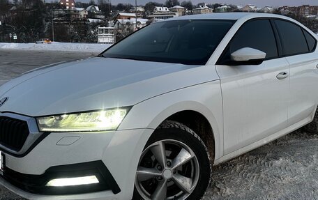Skoda Octavia IV, 2021 год, 2 200 000 рублей, 1 фотография