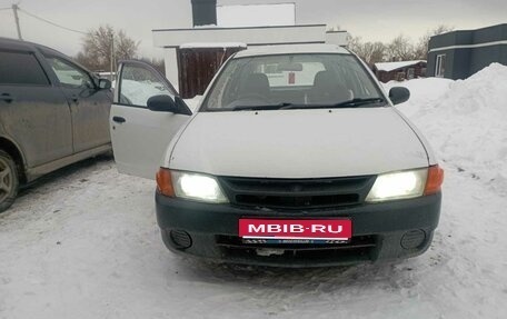 Nissan AD II, 2001 год, 185 000 рублей, 1 фотография