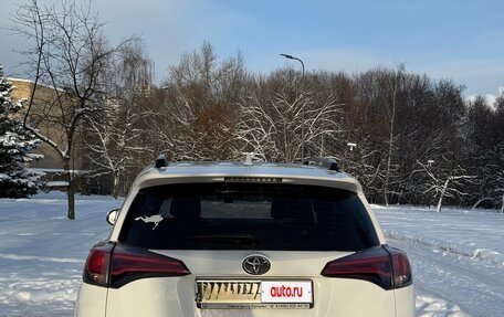 Toyota RAV4, 2017 год, 1 700 000 рублей, 4 фотография