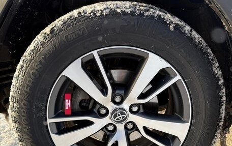 Toyota RAV4, 2017 год, 1 700 000 рублей, 6 фотография