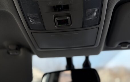 Toyota RAV4, 2017 год, 1 700 000 рублей, 15 фотография