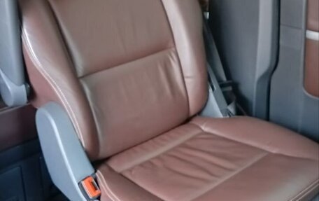 Volkswagen Multivan T5, 2010 год, 2 100 000 рублей, 11 фотография