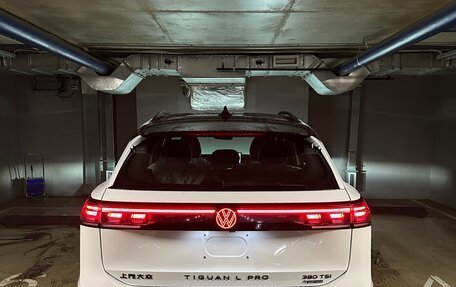 Volkswagen Tiguan, 2025 год, 4 699 000 рублей, 4 фотография